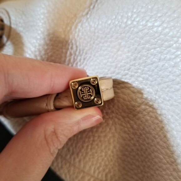 Tory Burch Marion Tote Bag - Picture 4 of 7